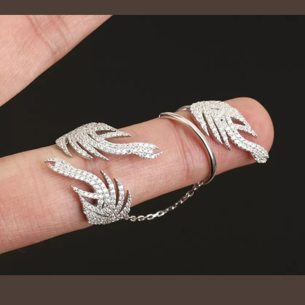 White sapphire double feather ring
